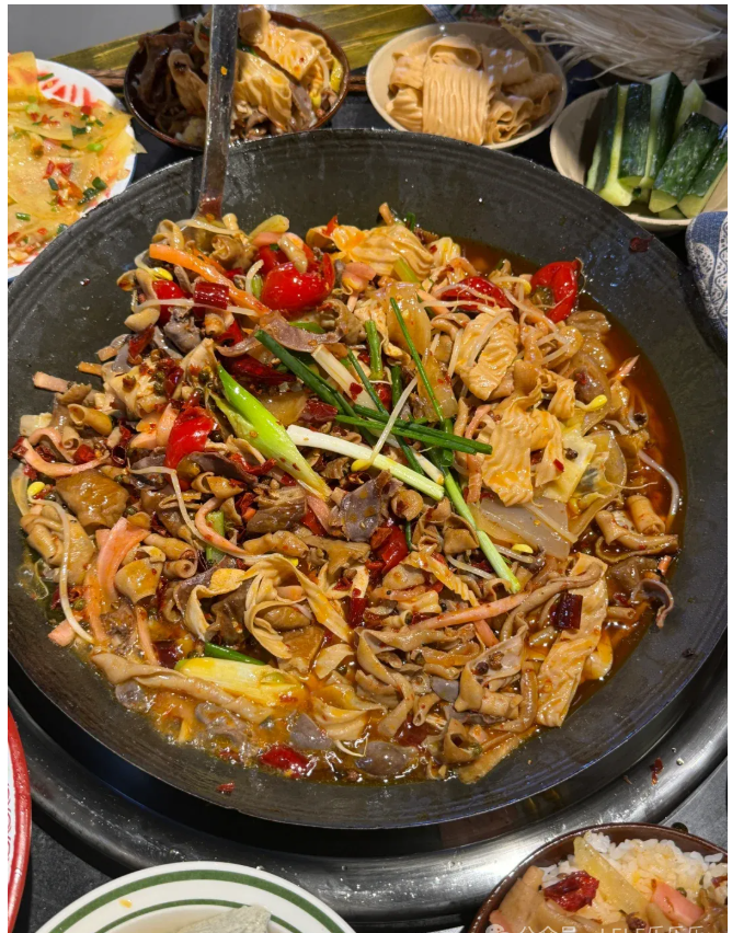 Chongqing Qianjiang Top Ten Famous Foods: Chongqing Treasure Food on the Tip of Your Tongue